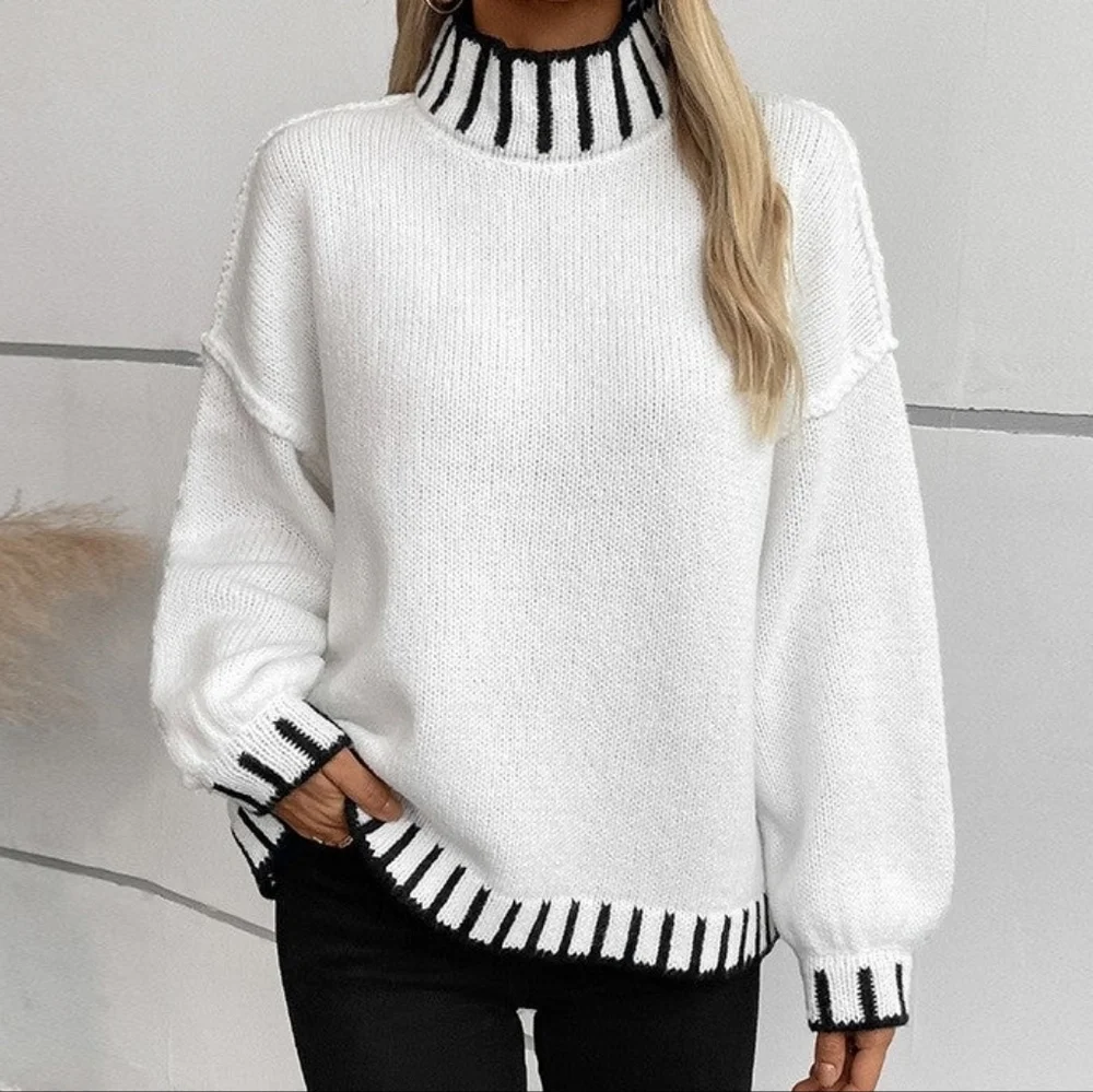 Elegant Loose Fit Sweater White Embroidered Black Accents L&XL - Picture 1 of 3